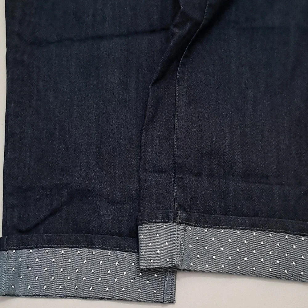 Style & Co Women's Size 10 Dark Blue Capri Jeans with Cuff Accents